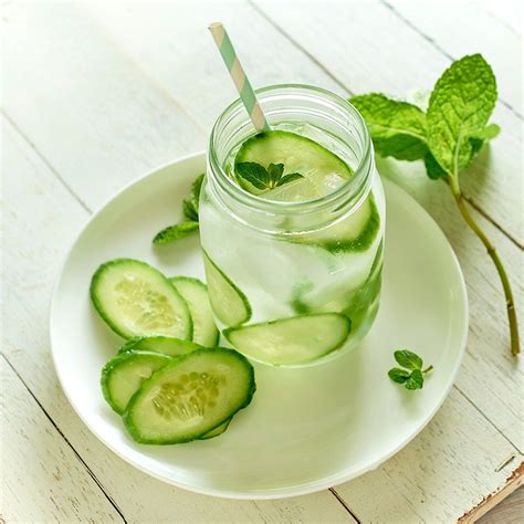 Giving cat cucumber also has benefits such as: Do These 21 Things and You Can Have An Amazing Sleep ...