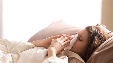 Sudah diberi lapisan waterproofing masih rembes juga? 8 Tips Atasi Hidung Tersumbat karena Flu, Mandi Air Hangat ...
