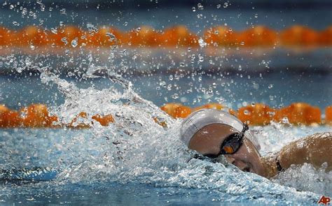 Hungary's boglarka kapas poses for a photograph with her gold medal after the final of the women's 400m freestyle swimming event on day 14 of the european aquatics championships in london on. Boglarka Kapas Swimming Champion In Youth Olympics 2010 ...