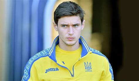 Yaremchuk is a product of karpaty lviv and dynamo kyiv sportive schools. Роман Яремчук - Думка не змінилася: український футболіст ...