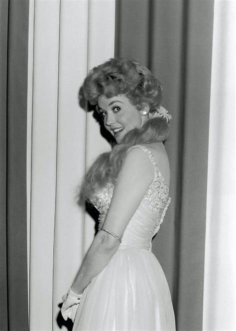 45 Beautiful Pics of Donna Douglas in the 1950s and '60s ~ Vintage Everyday
