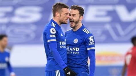 Za domácich sa ešte v prvom polčase trafili ndidi a maddison, koenčný stav sa už nemenil. Leicester vs Chelsea: The Blues Dipermalukan The Foxes 2-0 ...