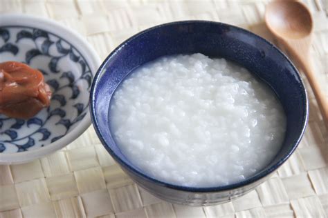 Home cooking takaran beras, garam & air sesuaikan jika ingin membuat lebih banyak lagi, bisa di stock di kulkas, dan saat lapar bisa di hangatkan lagi. Okayu: Bubur Khas Jepang Untuk Orang Sakit - gate-jp.com