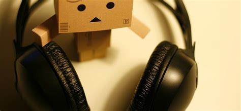 Y aquí me tienes,en tumblr,buscando textos que me hagan recordar a tu fantasma,y por supuesto,escuchando música triste. Descubre TU MUNDO: Escuchar música triste podría ayudar a ...
