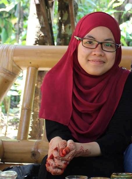 Nur Adlyka Ainul Annuar The Defenders Of Da Wah She Is Among The Group Of Researchers Who Alsakhinah