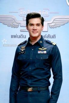 He was born on 28 november 1992, thongraya is of danish and thai descent. มิกค์ ทองระย้า - วิกิพีเดีย