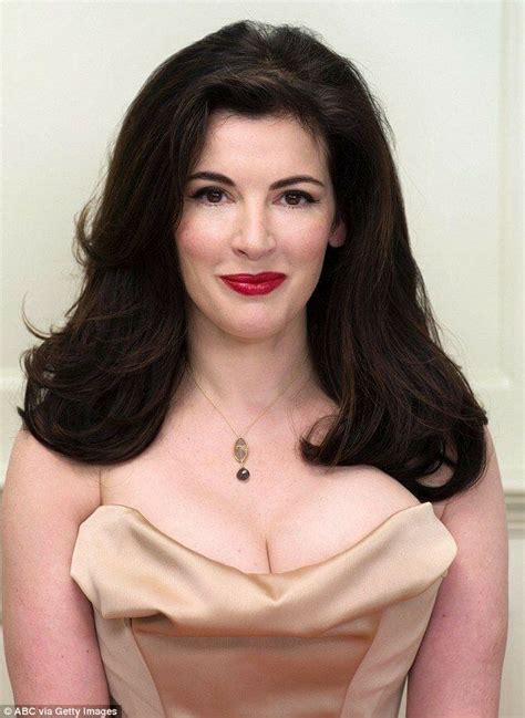 Nigella lawson accentuates her svelte figure in skinny jeans. 40 Hot And Sexy Nigella Lawson Photos - 12thBlog