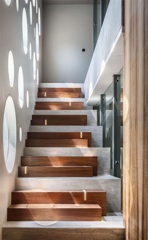 Concrete.homeblue.com has been visited by 10k+ users in the past month The design of these stairs combines wooden steps with a ...