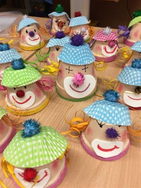 Dove fare le feste per bambini? Idee perfette per Carnevale riciclando piatti e bicchieri ...