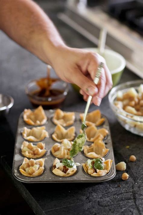 Thanksgiving appetizers get the meal off to a delicious start. 43 Easy Thanksgiving Appetizers - Best Recipes for Thanksgiving Apps