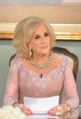 Jul 21, 2021 · daisy may queen fue la voz de fm hit y los 40 principales en los '90. Almorzando con Mirtha Legrand (Series): Boy Olmi, Aníbal ...