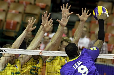 Superliga banco do brasil masculina: Yoandy Leal estreia pela seleção brasileira de vôlei com ...