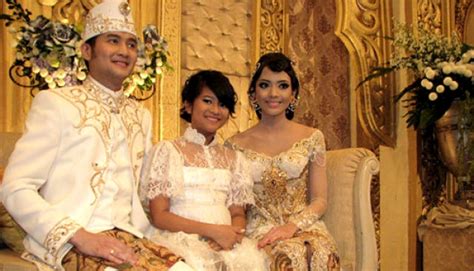 Dua puluh dua lebih kosong lima. Ikke Nurjanah Dan Aldi Bragi Menikah / Bak Kakak Adik Ini ...