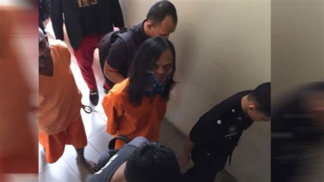 6 artis ini menerusi kenyataan yang dikeluarkan mereka percaya bahawa farid tidak bersalah malah ada yang. Ditahan Kerana Laporan Seorang Kawan, Sofi Jikan Masih ...