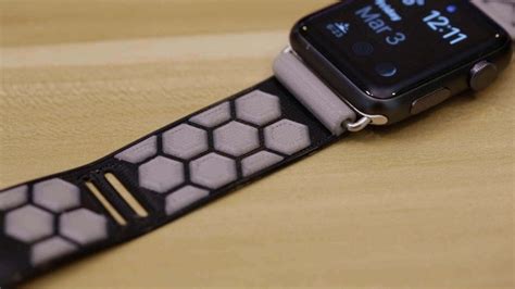 Skip to the beginning of the images gallery. Make a Flexible 3D Printed Band for the Apple Watch | All3DP