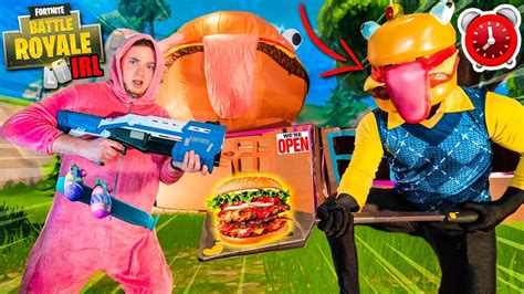 In third video papa jake and logan create a giant box fort mcdonalds. FORTNITE 24 Hour Durr Burger BOX FORT Challenge Vs Zombies ...
