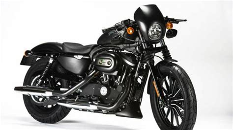 The sportster doesn't get a lot of love from big twin fans, but it is a capable platform and lends itself to a lot of different custom styles. Harley-Davidson Sportster Iron 883 Special Edition S ...