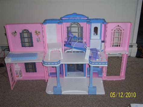 Available in the following communities portland, or buy & sell. Barbie Hotel in JeffersPDX's Garage Sale in Portland , OR ...