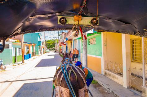 Santa clara is the capital city of the cuban province of villa clara. SANTA CLARA, KUBA - 8. SEPTEMBER 2015: Ansicht, In Die ...