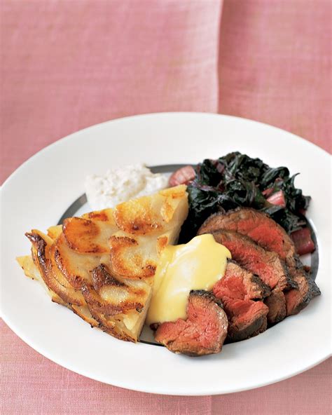 Make sure you are generous with the salt. Beef Tenderloin Side Dishes Christmas : Easy Slow-Roasted ...