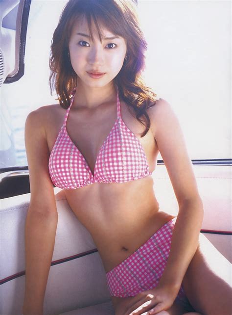 She is well known within japan for her cheerful disposition. Kayo Aiko