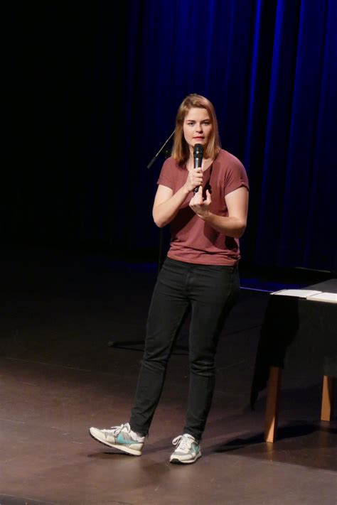 Eine schweizer zeitung nannte sie »die böseste frau der schweiz«. HAZEL BRUGGER | KLEINKUNST UND THEATER