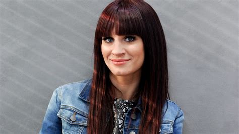 This made translating the song difficult, because. Sylwia Grzeszczak | Polska Muzyka #11 - MusicMonster