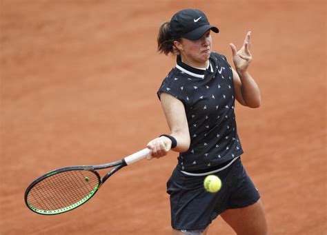 Iga świątek bez większych problemów pokonała francuzkę selenę janicijevic 2:0 (6:3, 6:0) i awansowała do ii rundy french open. Tenis: Iga Świątek pokona kolejną wyżej notowaną rywalkę ...