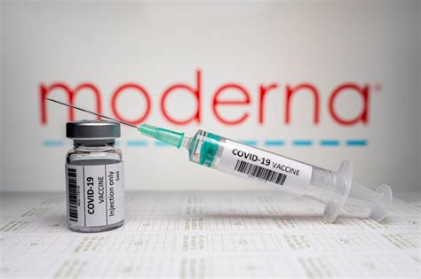 Covid vaccine side effects more common after 2nd dose. Vaccin Moderna - Moderna Pfizer Covid 19 Vaccines Side ...