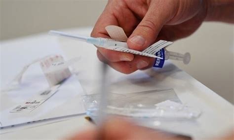 Σε περίπτωση που εκπαιδευτικός έχει ορίσει ο/η ίδιος/α ραντεβού για εμβολιασμό, ή έχει λάβει sms για προκαθορισμένο ραντεβού μέσω της πλατφόρμας emvolio.gov.gr θα πρέπει. Όλα όσα πρέπει να γνωρίζουμε για τον εμβολιασμό στο ...