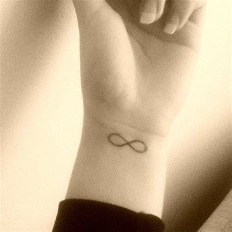 The infinity symbol is a symbol of infinity and thus the name 'infinity tattoo'. Pinterest: Discover and save creative ideas