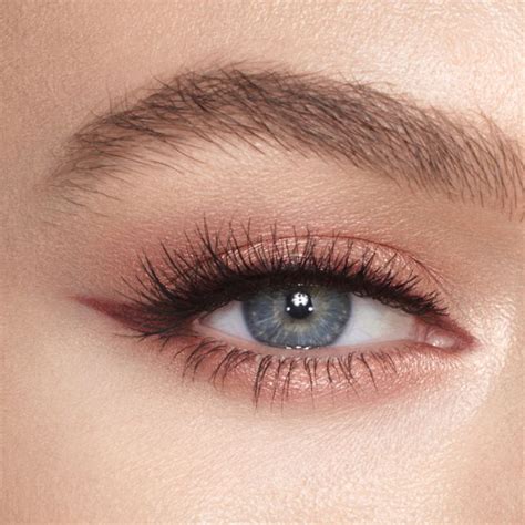 What does bedroom eyes mean? Rock 'N' Kohl in 2020 | Bedroom eyes, Pillow talk, Girl ...