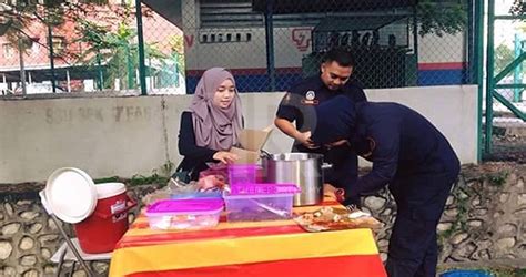 Dek kerana kisah dia disaman kah? Gadis Nasi Lemak Anak Dara Di Saman Penguatkuasa MBSA ...