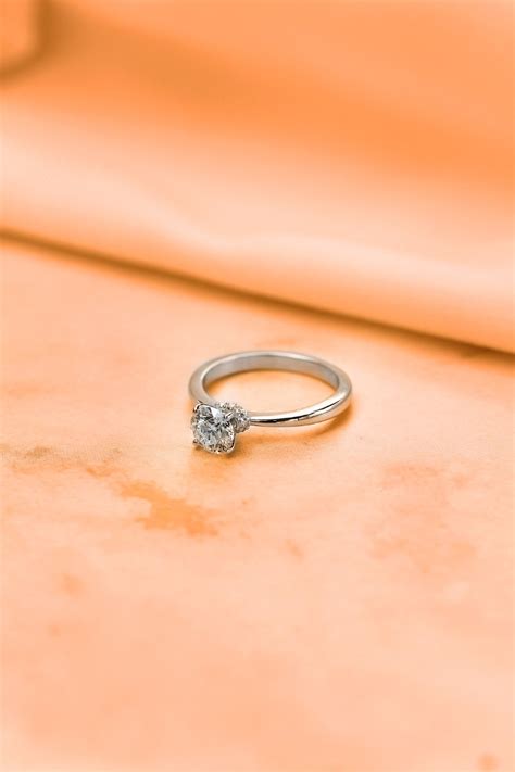 We did not find results for: Berapa Harga Cincin Tunangan Emas 2 Gram dan 24 karat? | Fifth Bloom