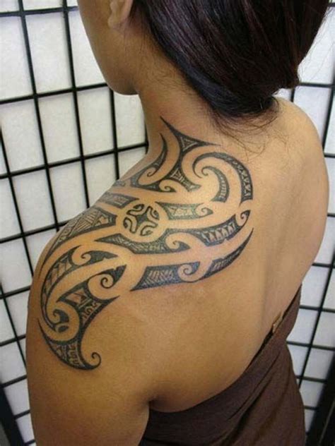 Bacak, sırt, omurga, ayak, bilek dövme modellerini bir araya getirdik. Maori Tribal Dövme Modelleri Kadın | Dövmeli kadın, Tribal ...