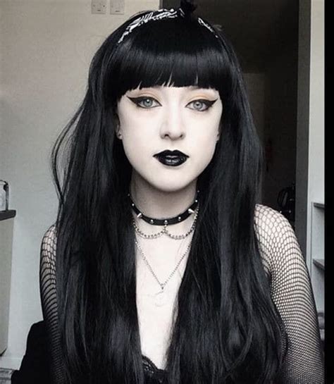 After falling asleep while working overtime at work, i find myself having possessed the body of a minor antagonist of the web novel i was reading? 14 Goth Hairstyles That Will Help You Slay Halloween ...