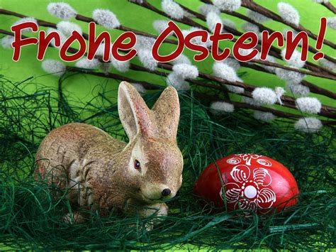 33 less than a minute. Osterhase mit Osterei - Frohe Ostern - Ostern Hintergrundbild