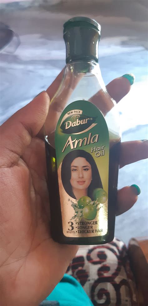 Coats and conditions to provide a lustrous shine how to use? Dabur Amla Hair Oil Reviews, Price, Benefits: How To Use It?
