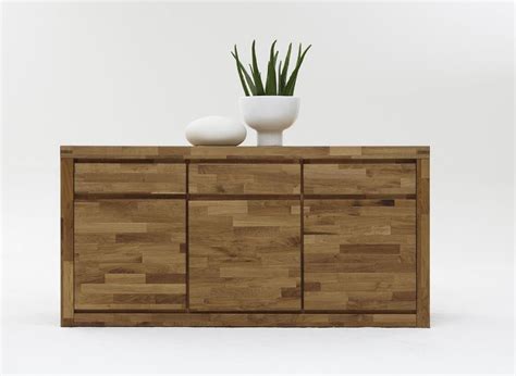 Bei der herstellung dieses sideboards wurde auf ein schlichtes design geachtet um nicht unnötig von der faszinierenden holzmaserung abzulenken. Sideboard Eiche Massiv 150 Cm - 150 Cm Breites Sideboard ...