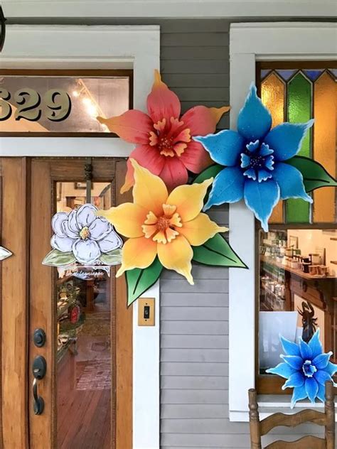 One mardi gras flower can take anywhere from 6 hours to a full day to create! Medium Carnival Flower / 2 Leaves in 2021 | Wooden flowers ...