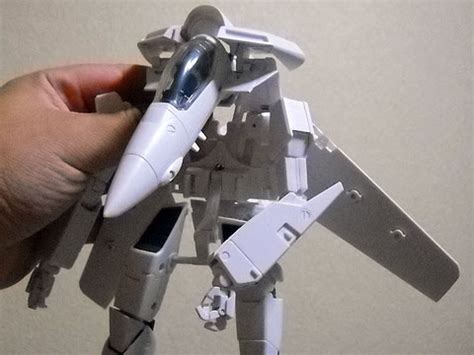 やまと 「1/60 完全変形 VF-1S 無塗装Ver.」 を買った WEB屋・任さん ...
