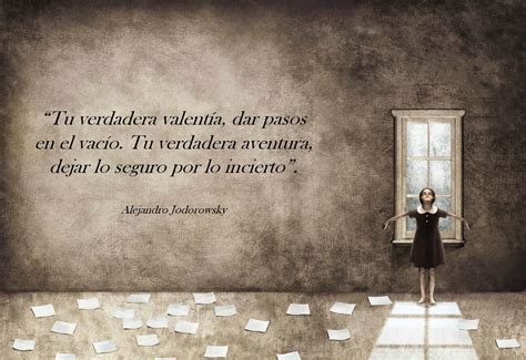 Un adulto podrá elegir el momento en que quiere acceder al libro para que le acompañe; Nubes De Dosis Diarias: Pasos En El Vacío