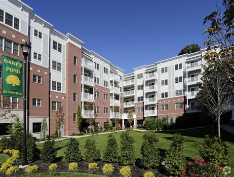 There are around 1 rentals spaces available in bloomfield, nj, to ease your trouble. Oakes Pond at Bloomfield Apartments - Bloomfield, NJ ...