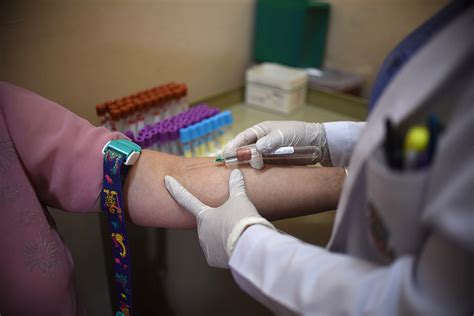 According to free malaysia today, national diabetes institute (nadi) executive chairman dr mustaffa embong recently revealed that malaysia currently has according to recent statistics from the world health organisation, as of 2016, a total of 4,710 malaysians (2,380 between 30 and 69 years old, 2. Suntik insulin bukan penamat buat penghidap diabetes ...