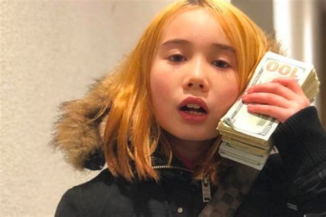 Tiny girlfriend playing with big cock. Nine-year-old Insta-star Lil Tay's 'flexing' got her mom ...