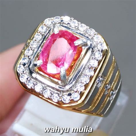 Setelah mengetahui shionya maka pilihlah batu cincin yang warnanya sesuai dengan shio tersebut. adapun arti dari warna tersebut, untuk warna kuning melambangkan keabadian, merah sebagai bentuk semangat, coklat merupakan lambang tanah dan ini lebih kesifat sabar, putih. Batu Cincin Pink Safir Merah Muda asli (Kode 1563) - Wahyu ...