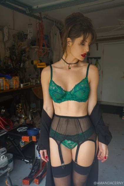 Model and vlogger amanda cerny asks the internet: Amanda Cerny 2021 Full Up...
