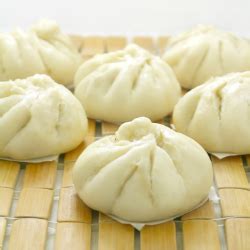 Siopao, is the philippine cuisine indigenized version of the cantonese steamed bun called cha siu bao.in chinese, it is called baozi. Siopao - Asado made easy > Filipino Recipes |Foxy Folksy