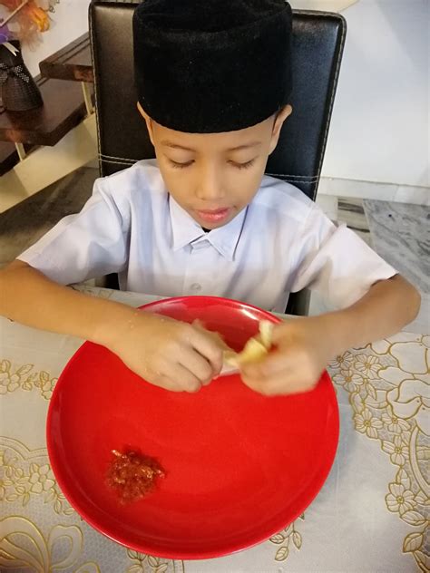 Resepi 'simple yet healthy' orang kelantan buat lempeng. Hari hari yang ku lalui...: Lempeng cicah sambal ikan ...