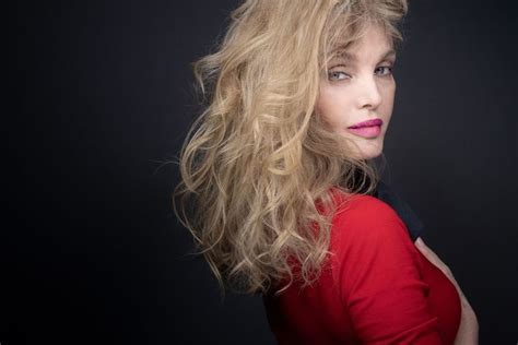 Arielle dombasle as empress elisabeth of austria in sissi l'impératrice rébelle. Arielle Dombasle sur son principe de mariage heureux avec Bernard-Henri Lévy depuis 27 ans